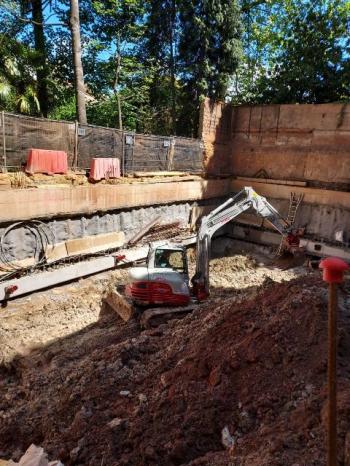 Excavadora Hidraulica Com