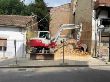 La Potente Takeuchi 290-2